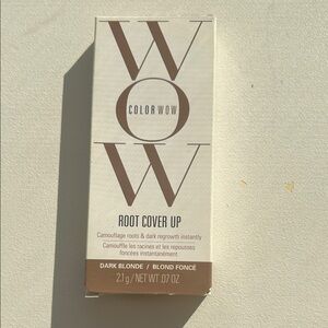 Color WOW root cover up dark blonde